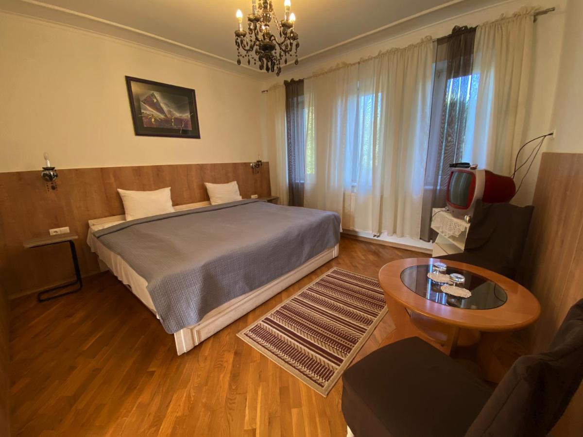 בריוחוביצ'י Olena Resort מראה חיצוני תמונה