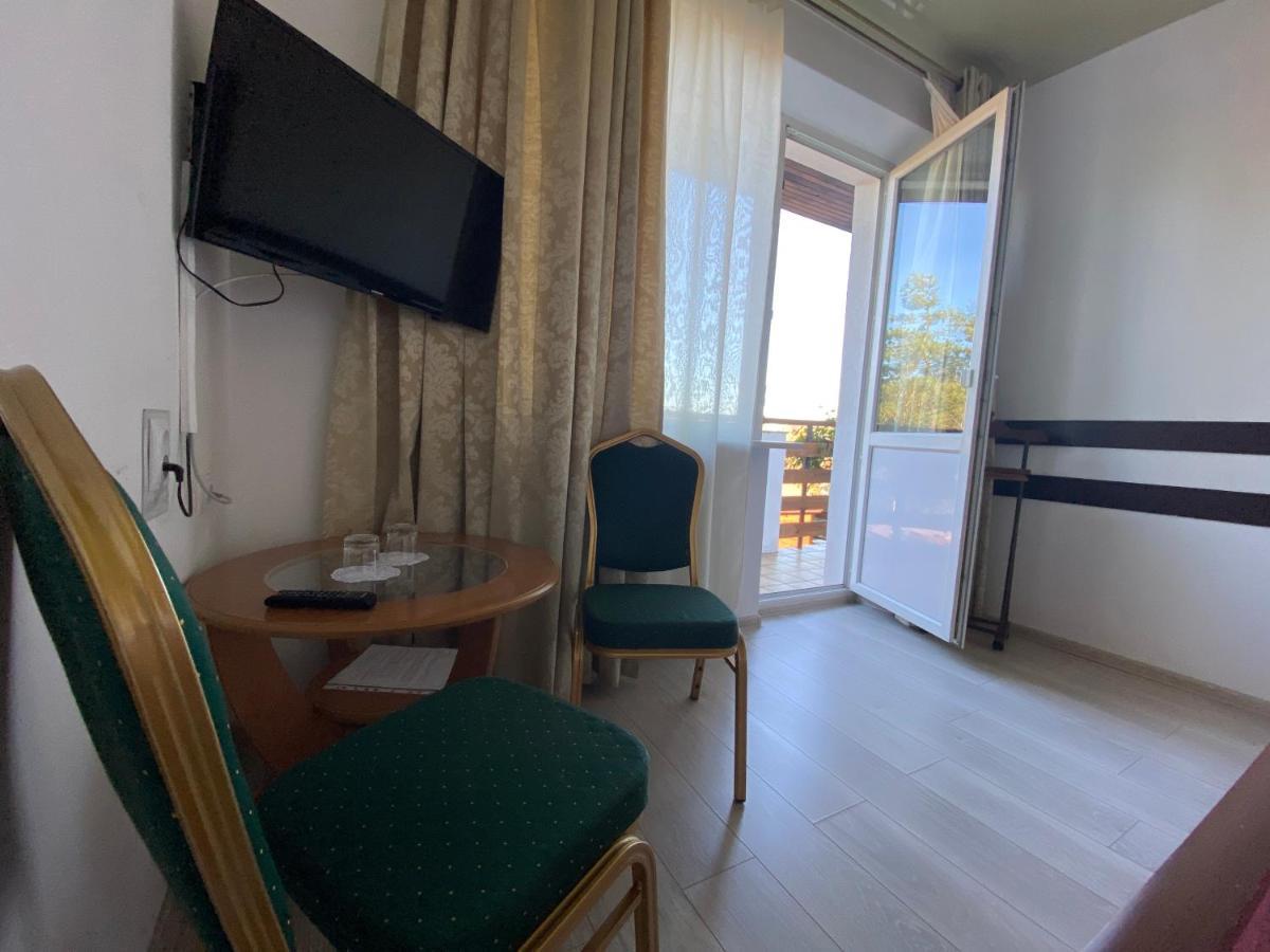 בריוחוביצ'י Olena Resort מראה חיצוני תמונה