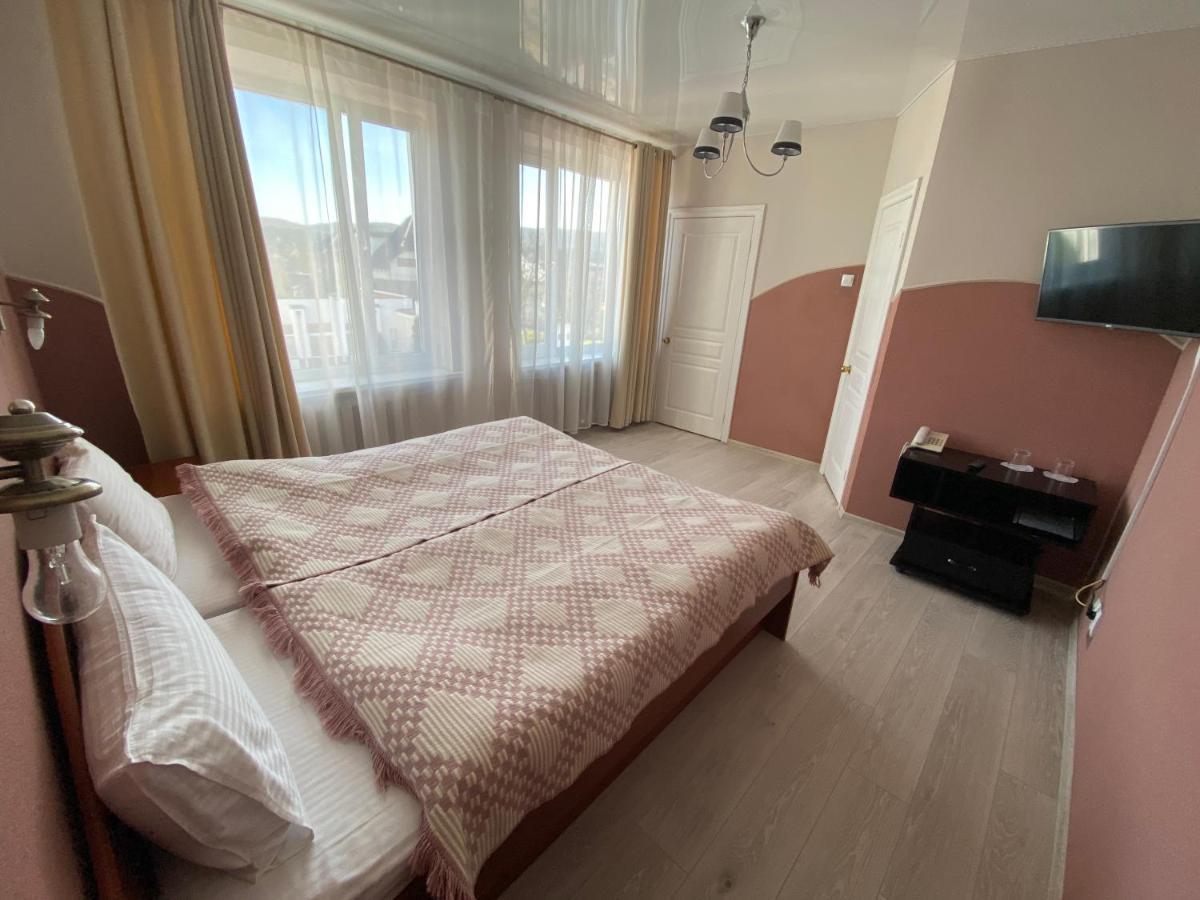 בריוחוביצ'י Olena Resort מראה חיצוני תמונה