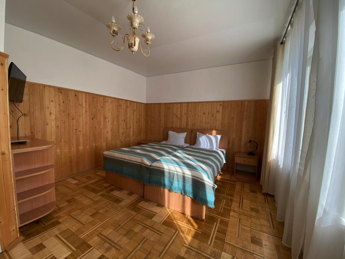 בריוחוביצ'י Olena Resort מראה חיצוני תמונה